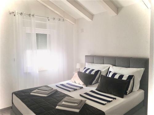 Ada Apartments