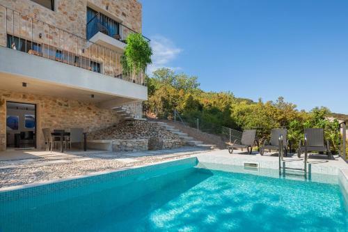 Pool Villa Rogac