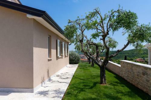 Villa Vor Ort
