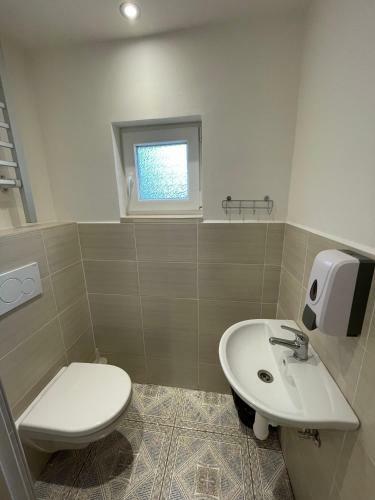 Villa Ubytov�n� - Pr�zdninov� D?m