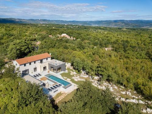 Beautiful Villa Mons Caldera