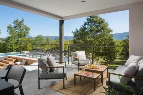 Beautiful Villa Mons Caldera