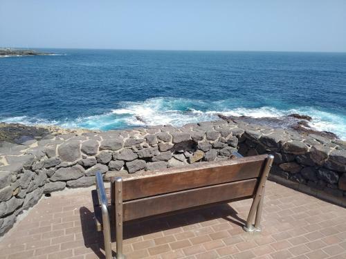 Apartamento La Garita Beach Front