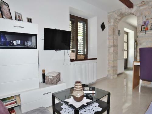 Hostal Apartments Emilia