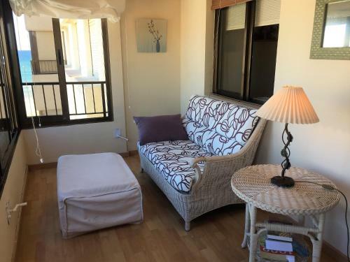 Renovated Apartment In A Beachfront Complex