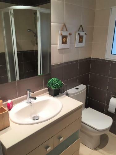 Renovated Apartment In A Beachfront Complex