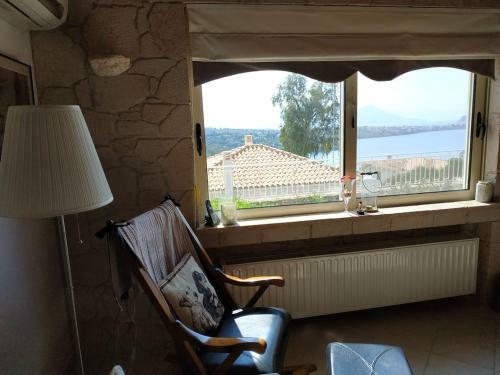 Sea View Maisonette With Private Garden