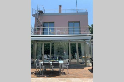 Villa Eirine Short Walk Into Town