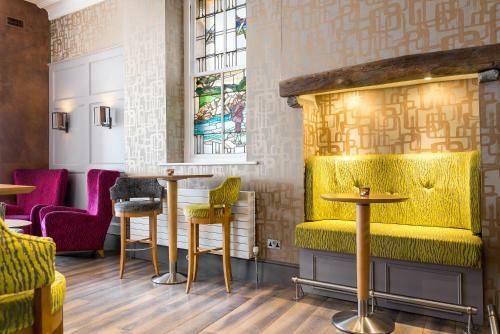 Queens Hotel