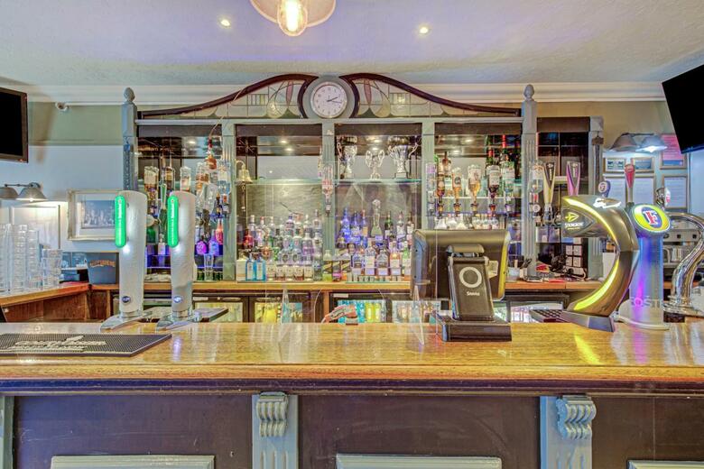 Posada The Kinloch Arms Hotel