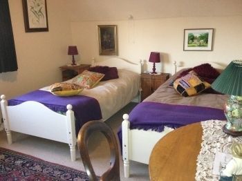 Bed & Breakfast Avebury Life