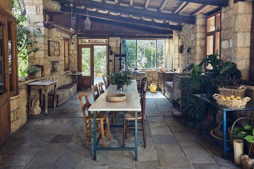 Hostal Nikolaou Residence