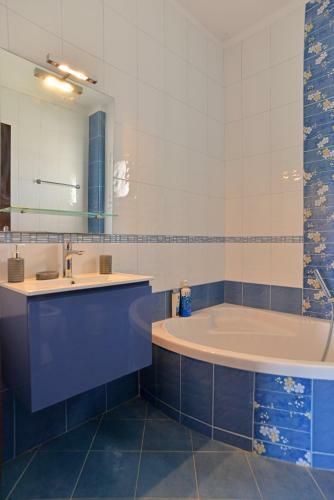 Villa Konstantinos 6 Bedrooms