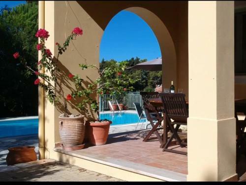 Gastouri Villa Pascalia With Pool And Views