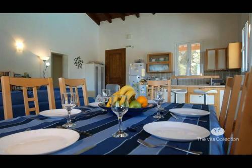 Gastouri Villa Pascalia With Pool And Views
