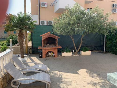 Apartamentos Petra