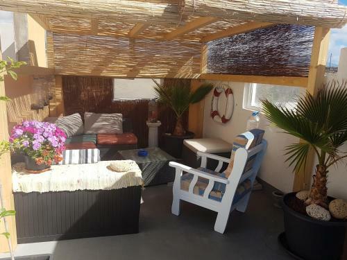 B&B La Caleta Zimmer 2