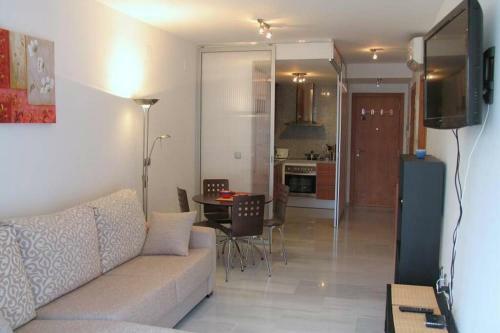 Apartments Elegance, Beach La Cala, Wi-fi, Parking