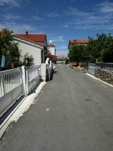 Ulica ?itna XXVII Br.12 Apartman Ljevar