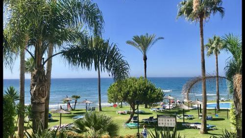 Mi Capricho A16 Beachfront Apartment