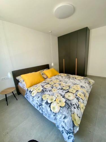 Luxury Beach Villa Vir / Apartments