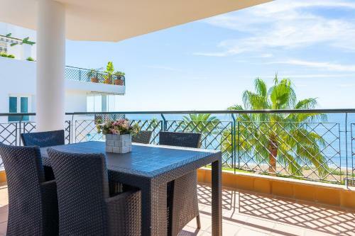 Apartamento Frontline Beach Mi Capricho P14 4a