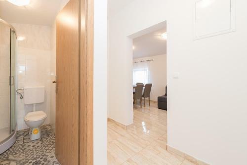 Apartment Bani?