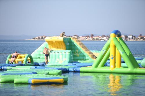 Apartments Larus, 4 Stars, Jacuzzi, 100 M2
