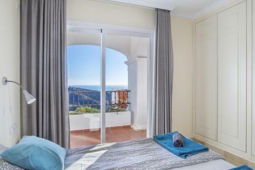 Astonishing View Modern Apartment