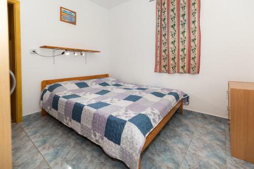 Sea View Apartments Vir
