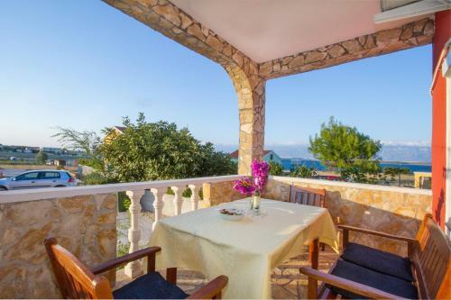 Sea View Apartments Vir