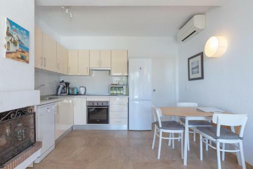 Spacious Apartment Directly By The