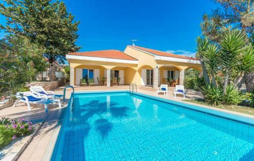 Villa Aluna