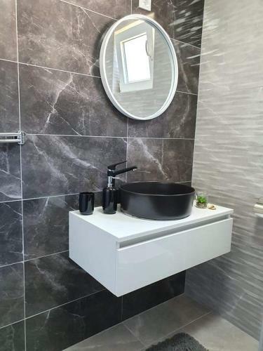New Apartment Near Beutiful Beach