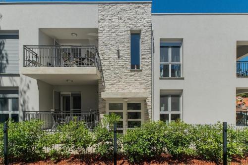 Apartments With A Parking Space Vir - 18537