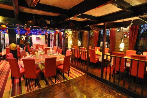 The Roundabout Hotel