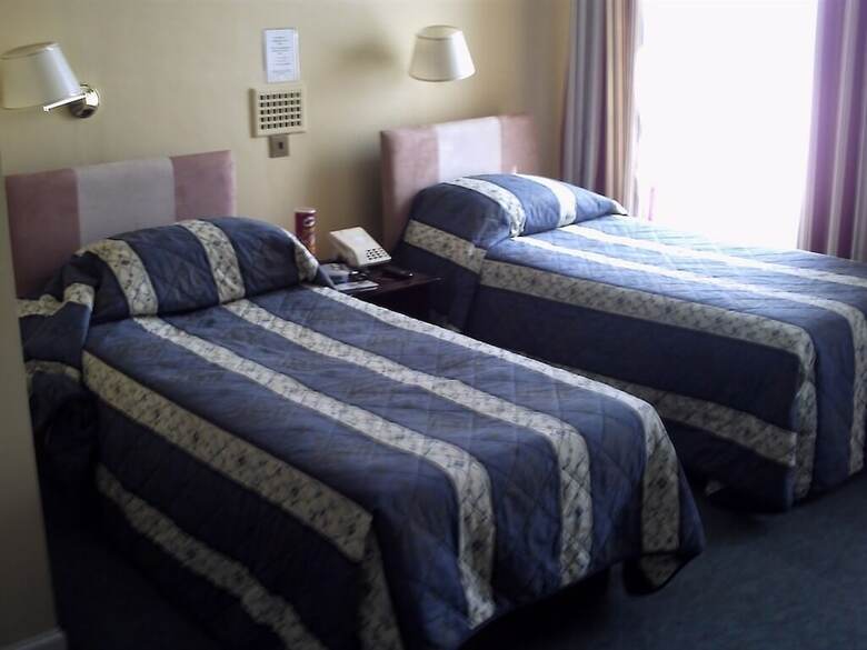 Lansdowne Strand Hotel