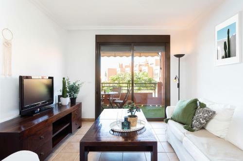 Paradise Palms Apartments