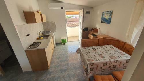 Apartments Gavro - 20 M From The Sea