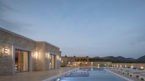 Ayali Villa, A Divine Luxury Homestay!