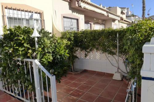 Maison Climatis�e Avec Solarium, Wifi Et Piscine