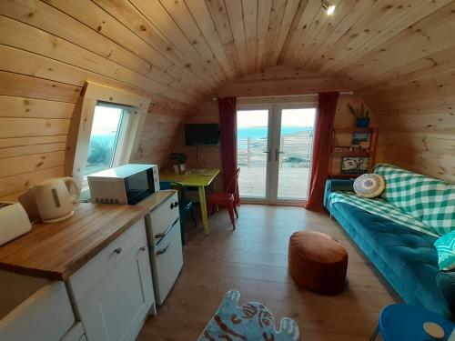 The Sleepy Crofter Glamping - Achiltibuie