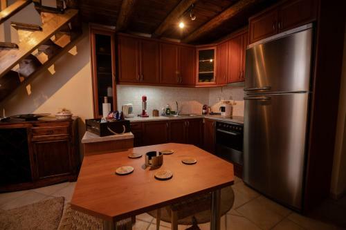 Chalet Royal Agia Varvara