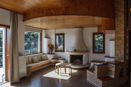 Four Seasons Relaxing Villa