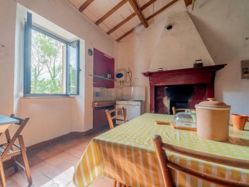 Authentic Holiday Home In Cagli With Private Swimming Pool