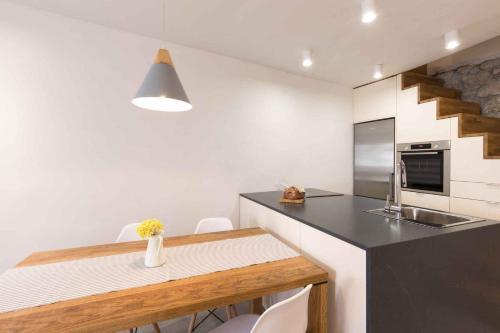Apartment In Vrbnik/insel Krk 37191