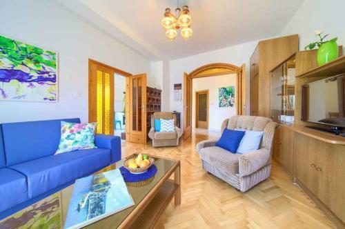 Apartment In Vrbnik/insel Krk 35995