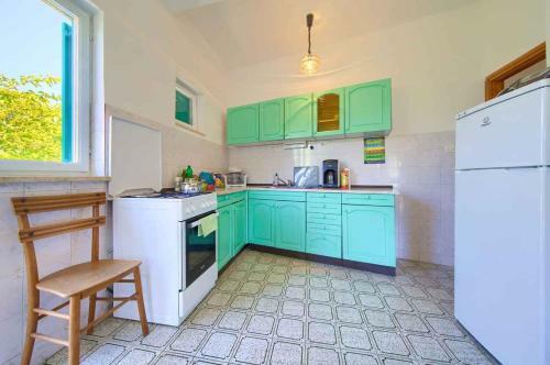 Apartment In Vrbnik/insel Krk 35995
