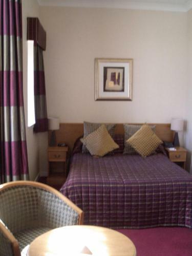 Parkstone Hotel