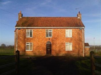 Hostal Plumpton House